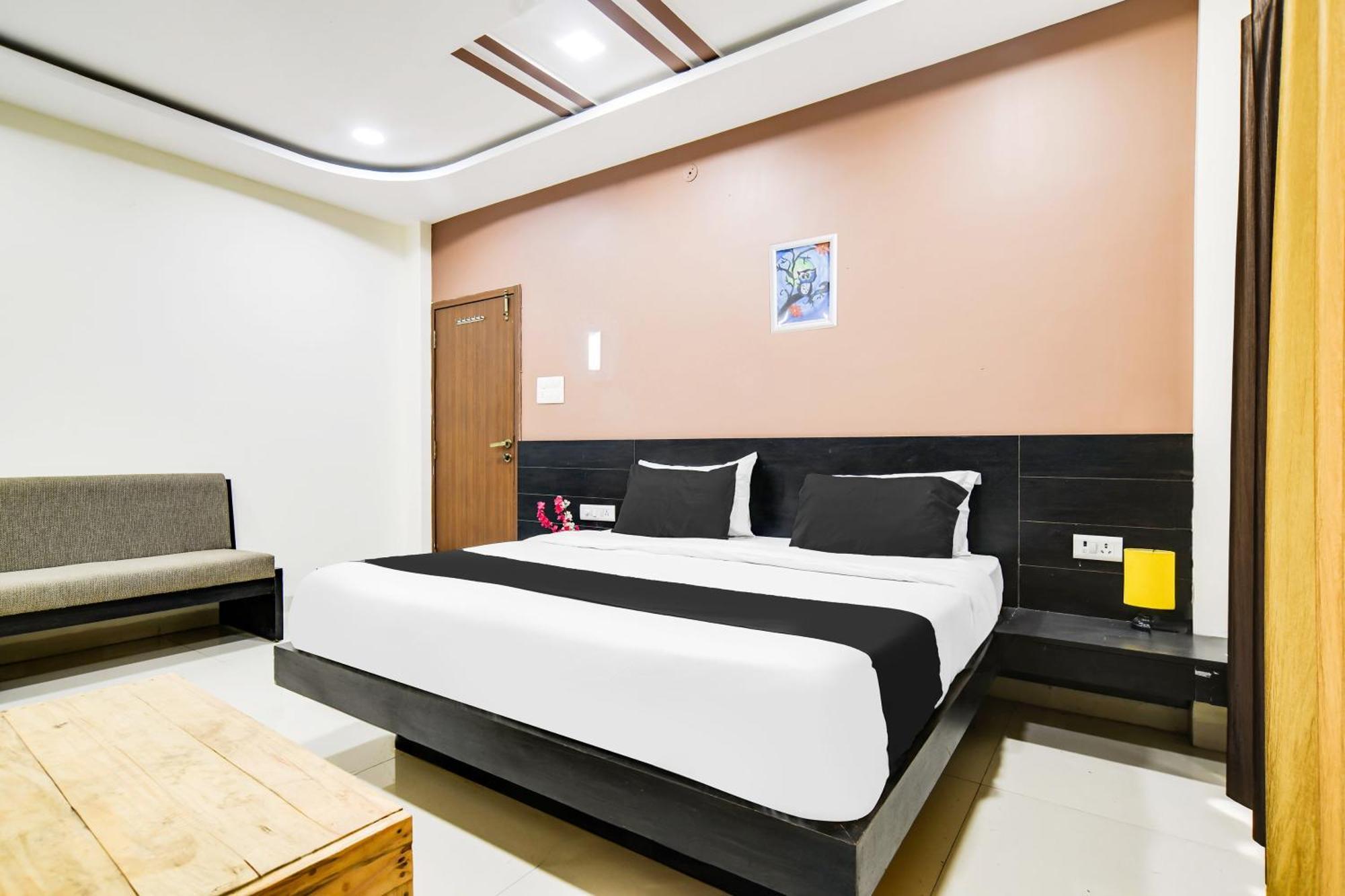 Super Collection O Indore Near Omax City 1 Kanadiya Exterior foto
